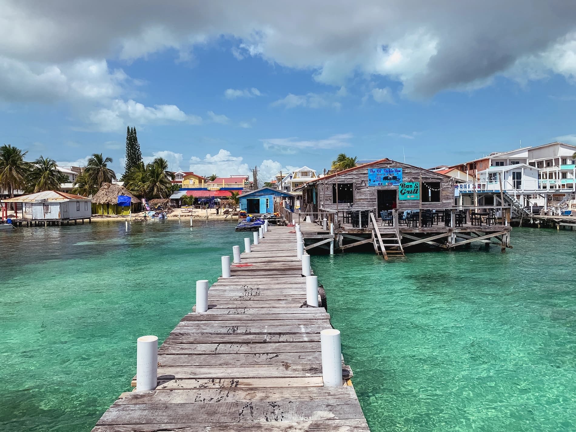 missing image San Pedro seen from the end of a pier, with turquoise water around